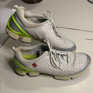 Women’s Ecco Biom (39) sneaker